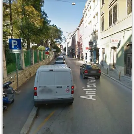 Center Dalu Apartment Pula